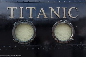 beim Titanic Cafè von Cobh