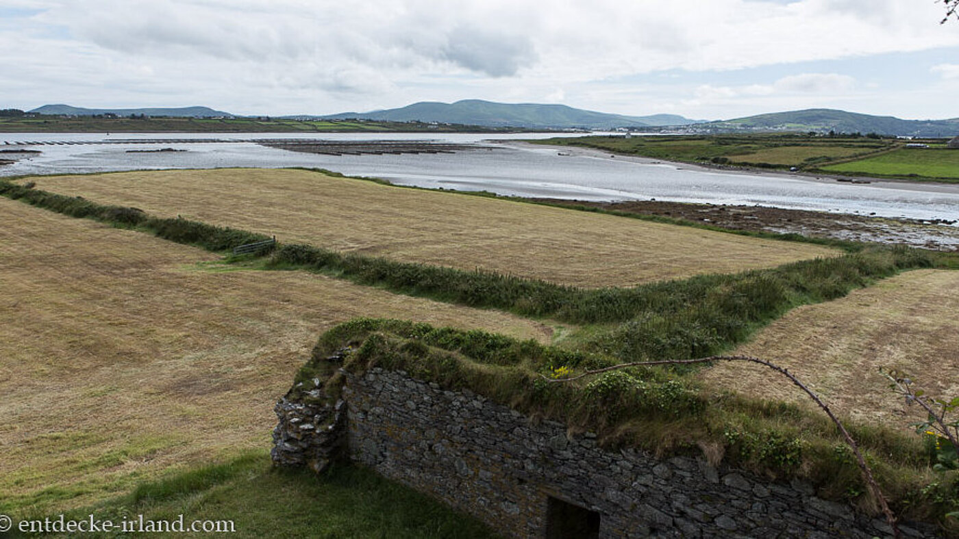 Die herrliche Aussicht aus dem Ballycarbery Castle
