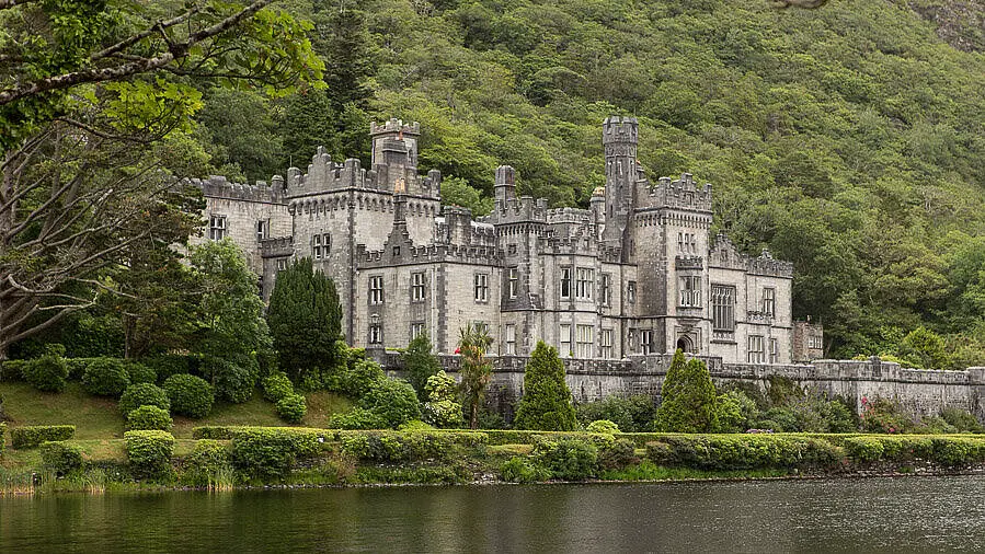 Blick nach Kylemore Abbey
