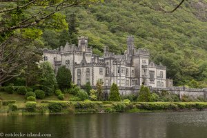 Blick nach Kylemore Abbey