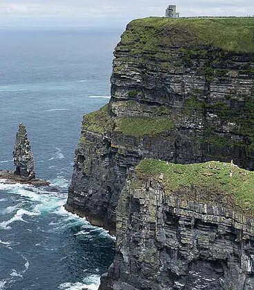 O'Brians Tower auf den Cliffs of Moher