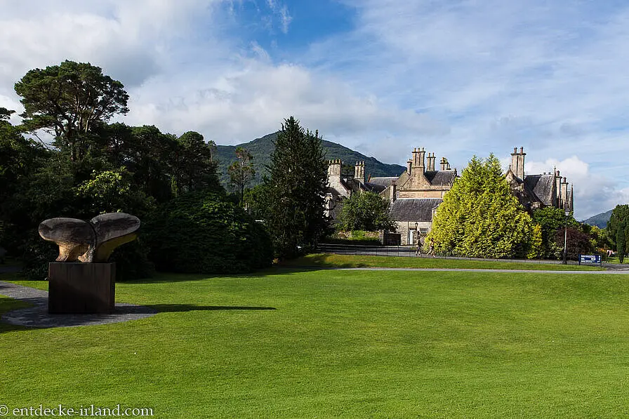 Der großzügige Garten beim Muckross House