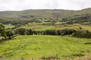 Blick von Molly Gallivan's Cottage zum Barryboy Mountain