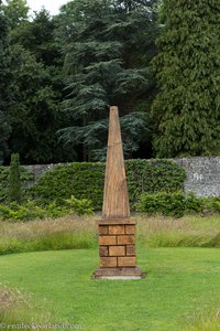 Obelisk im Apfelgarten - Glenarm Castle Walled Garden