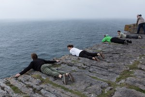 Über dem Abgrund von Dun Aengus