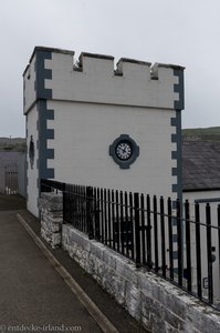 Der Uhrturm von Carnlough