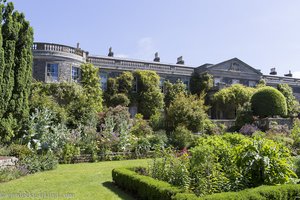 bei den Schmuckgärten hinter dem Herrenhaus von Mount Stewart