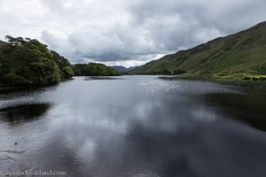 Lough Pollacapall in der Nähe von Kylemore Abbey