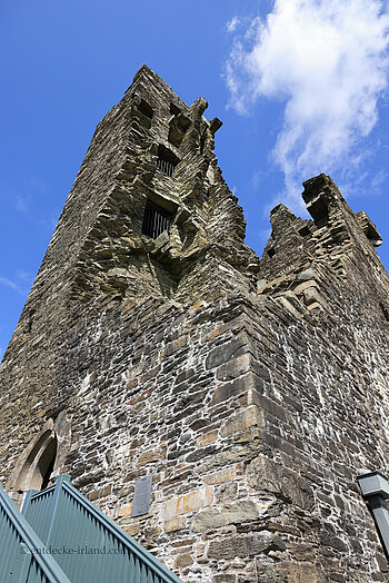 Zugang in den Wohnturm des Castledonovan Castles