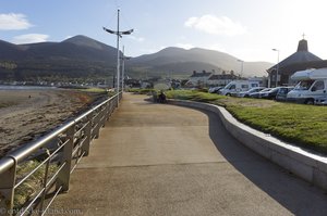 Newcastle mit dem Slieve Donard im Hintergrund