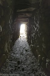 Souterrain - ein unterirdischer Tunnel im Drumena Cashel