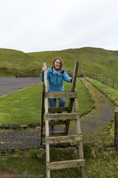 Anne klettert zum Drehort der nördlichen Ländereien von Winterfell