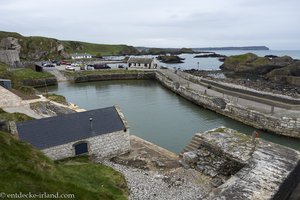 Ein Blick auf den Ballintoy Harbour