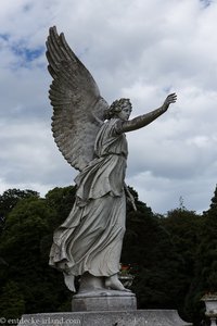 Engel im italienischen Garten