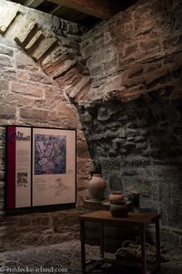 Im Vorratskeller des Donegal Castle