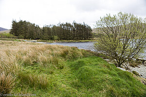 Am Ufer des Spegla Reservoirs