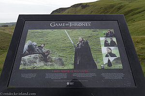 Die Game of Thrones-Tafel bei den Linford Barrows