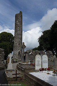 Blick über den Friedhof von Monasterboice