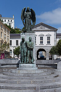 das Lusitania Memorial bei Cobh