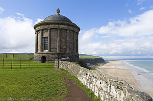 Der Abgrund wir dem Mussenden Temple fast zum Verhängnis.