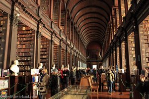 Entdecke Irland - Bibliothek vom Trinity College
