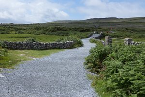 Weg zum Steinfort Dún Aengus