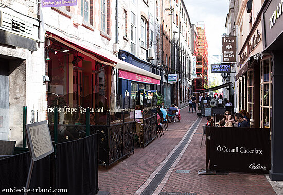 Bars und Straßenrestaurants in der Altstadt von Cork