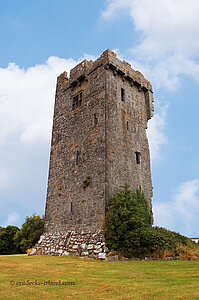 Shanmuckinish Castle