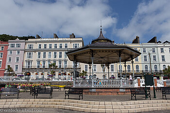 bei der Promenade von Cobh