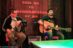 Folkmusik im The Church