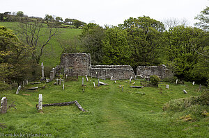 Layd Old Church und der Schutzpatron St. Kieran of Saighir