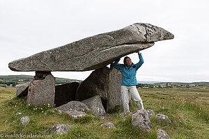 Anne, die Dolmenstütze von Kilclooney