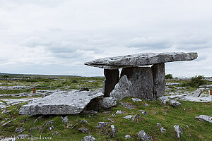 beim Poulnabrone Dolmen